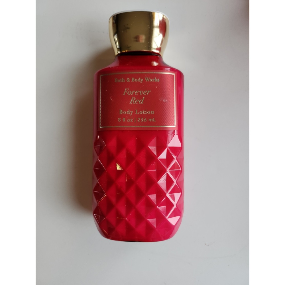 Bath and Body Works, Body Lotion, Forever Red B21